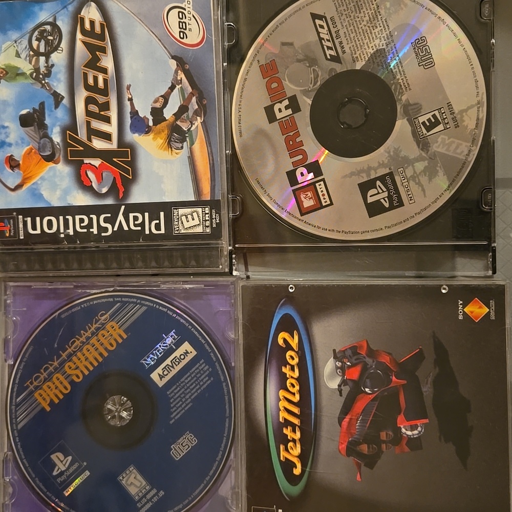 Sony PlayStation 1 bundle of games